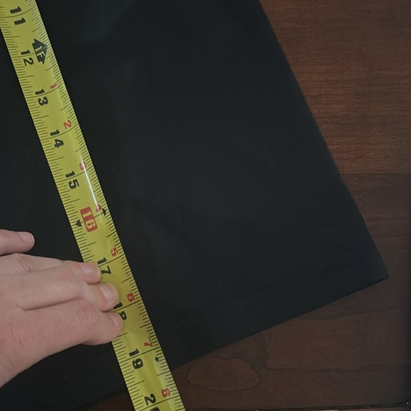 Under Armour Men's UA Freedom Tech Big Flag Logo Shorts - Picture 9 of 9